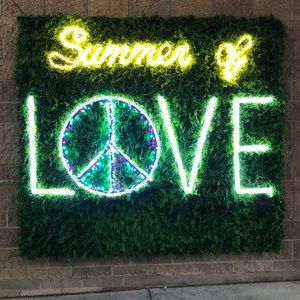 Meet your Posher, Nieves